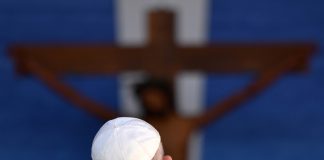 Open your hearts during Lent to hear God’s call, pope says