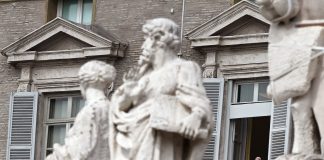 Pope backs UN call for global ceasefire as world battles coronavirus