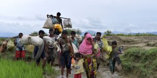 Myanmar's Muslim Rohingya minority enter Teknaf in Cox's Bazar, Bangladesh