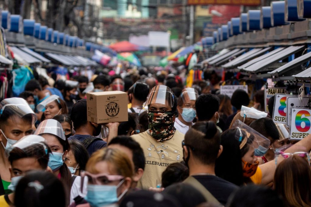 Street market in Manila