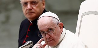 Pope Francis warns leaders of Catholic movements not to abuse power