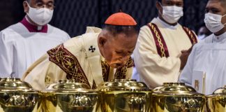 Photos: Chrism Mass in the Archdiocese of Manila
