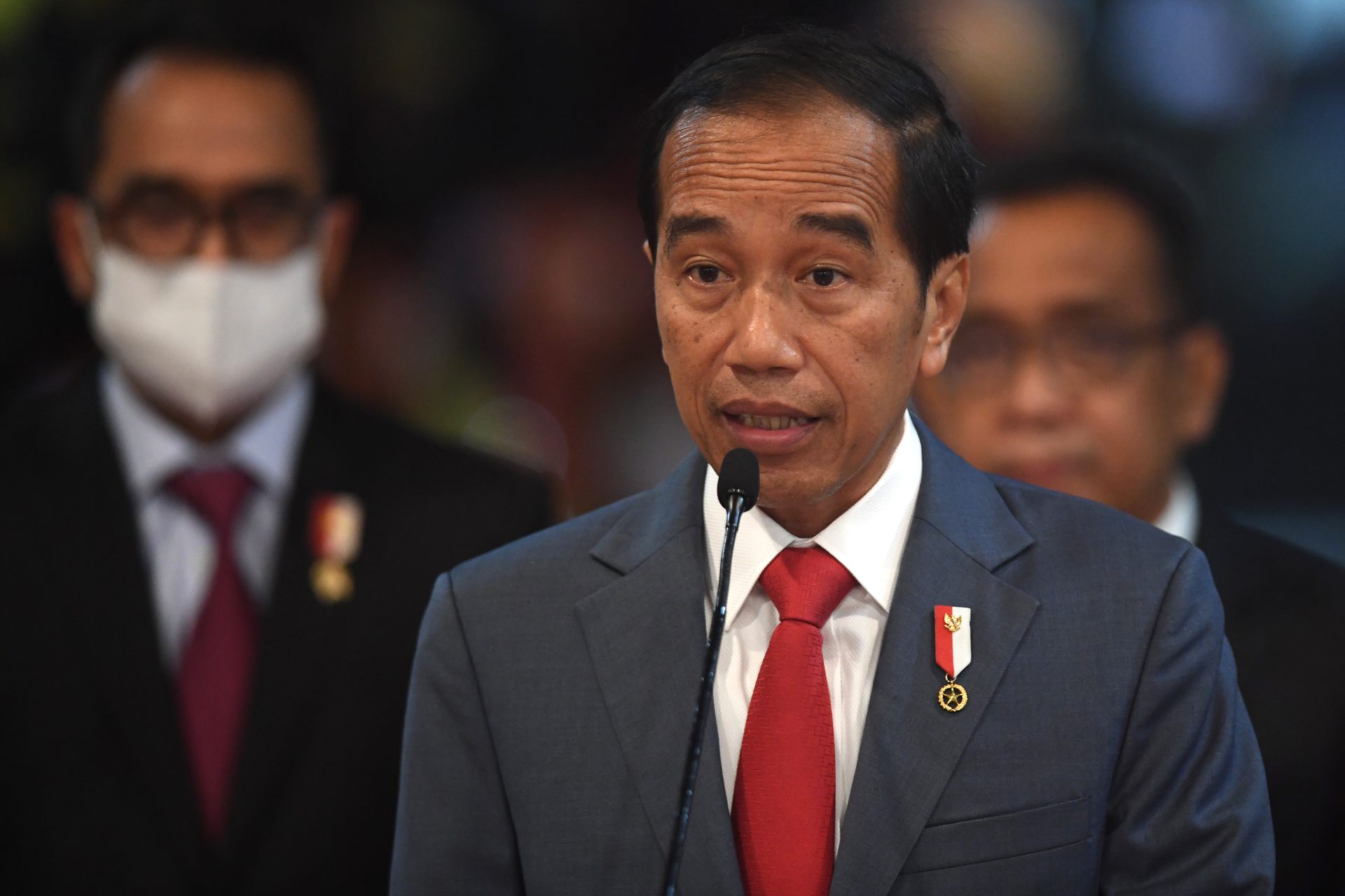 Indonesian president regrets past rights abuses in country - LiCAS.news