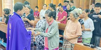Border church in Thailand bids farewell to Myanmar priest after decade of service