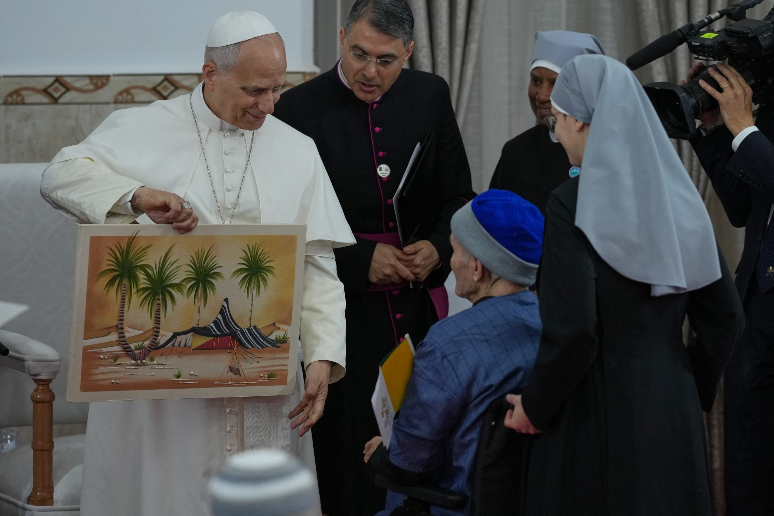 Pope in Algeria: ‘God’s heart is torn apart by wars, violence, injustice, lies’