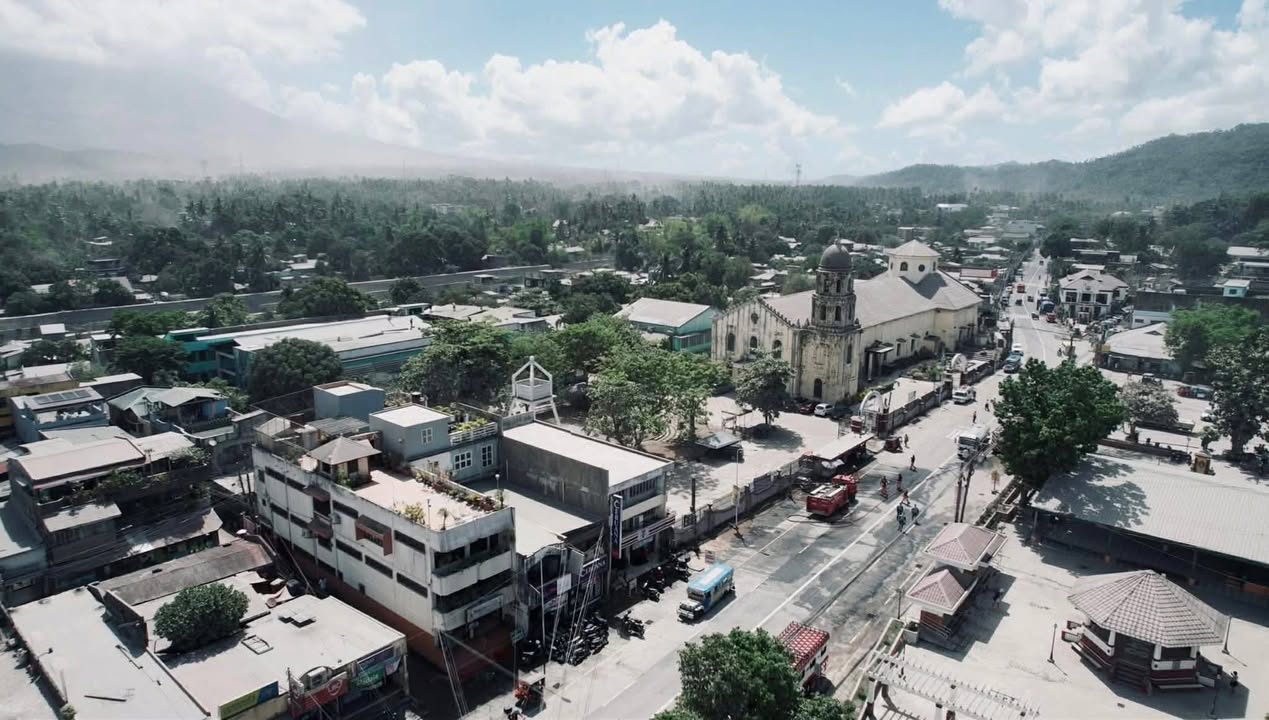 Church mobilizes aid as Mayon unrest displaces thousands in the Philippines