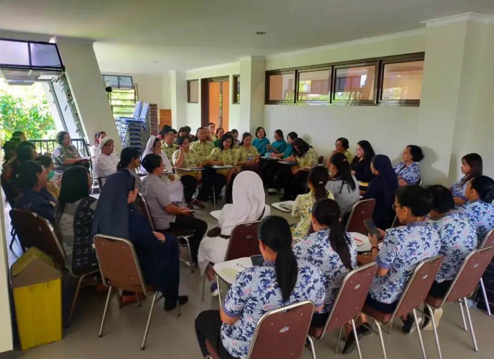 Indonesian archdiocese gathers Catholic healthcare workers to boost coordination, address sector challenges